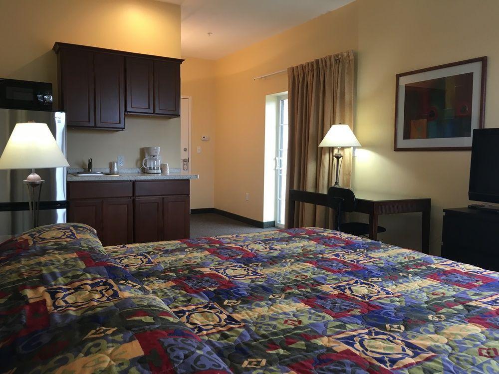 Brinton Suites Concordville Экстерьер фото