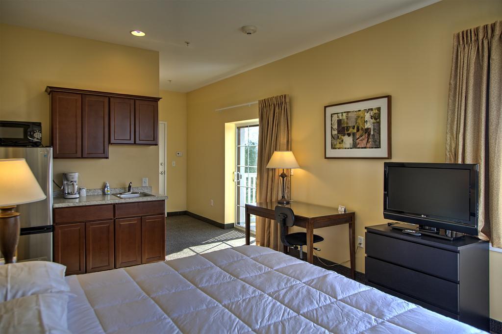 Brinton Suites Concordville Экстерьер фото